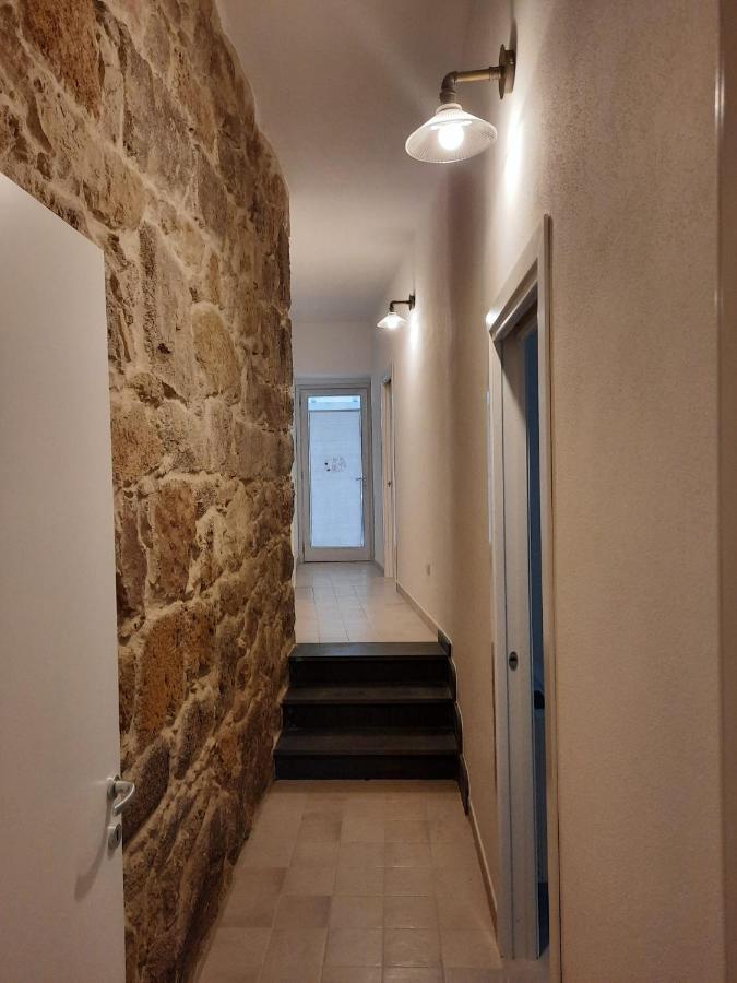Appartamento Su Palazzina Storica In Centro A SantʼAntìoco Εξωτερικό φωτογραφία