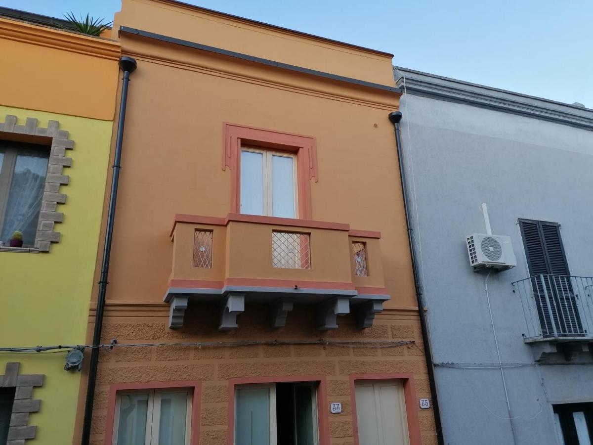 Appartamento Su Palazzina Storica In Centro A SantʼAntìoco Εξωτερικό φωτογραφία