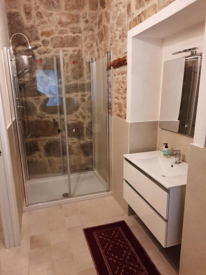 Appartamento Su Palazzina Storica In Centro A SantʼAntìoco Εξωτερικό φωτογραφία